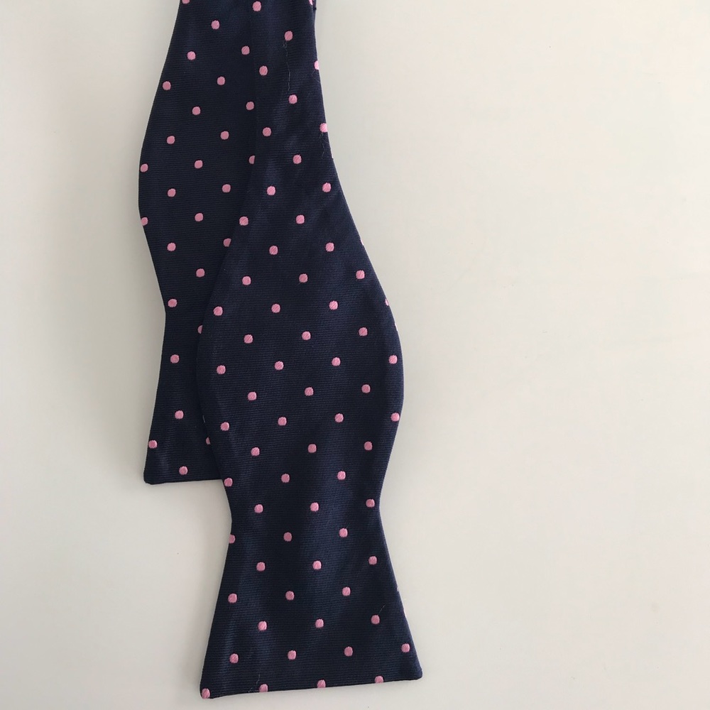 Tommy Hilfiger Silk Bow tie